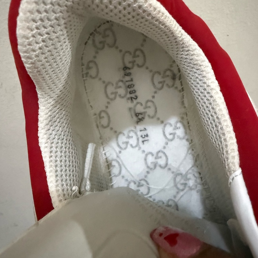 Gucci Basket low-top sneakers in white Demetra Red - Picture 8 of 10